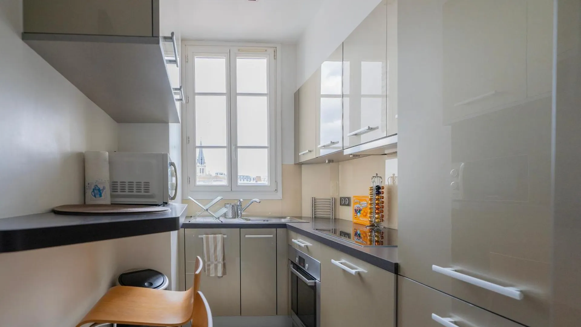 Luxury And Comfort In The Heart Of Paris France